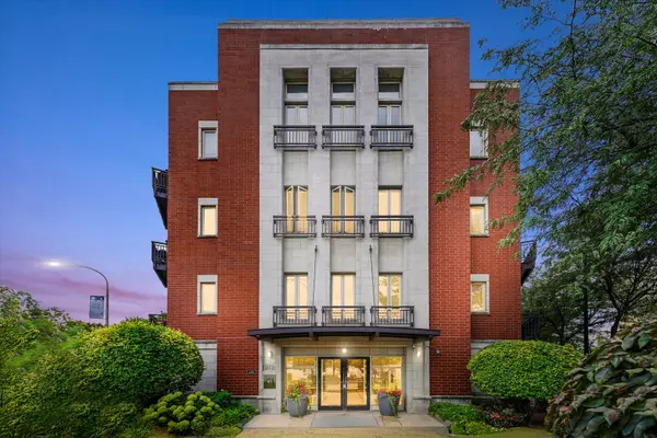 1075 W Roosevelt RD #206, Chicago, IL 60608