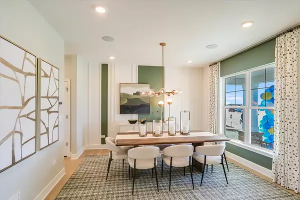 Oswego, IL 60543,200 Piper Glen AVE