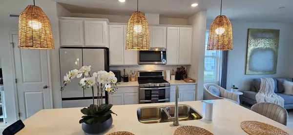 Mundelein, IL 60060,2227 Glacier ST