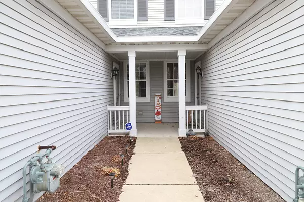 Romeoville, IL 60446,1811 S Wentworth CIR