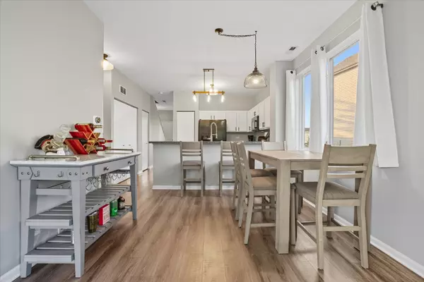 Minooka, IL 60447,819 Daniel DR