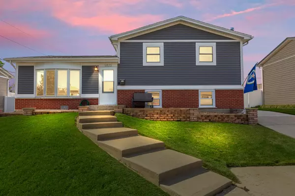 Oak Forest, IL 60452,5823 Stuart LN