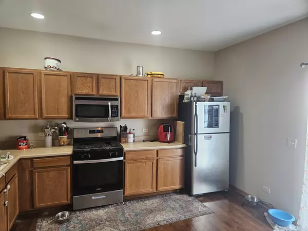 Sycamore, IL 60178,2206 Concord DR #B