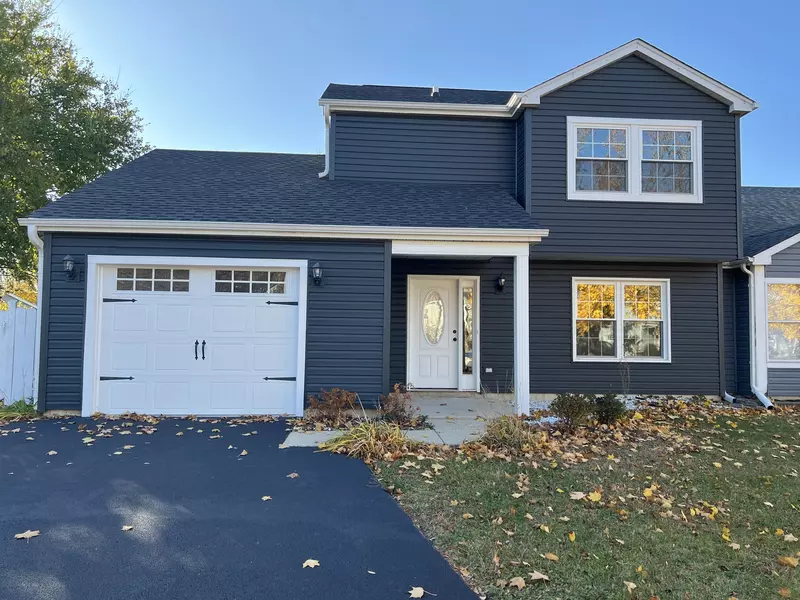 1373 Cimarron CT, Elgin, IL 60120