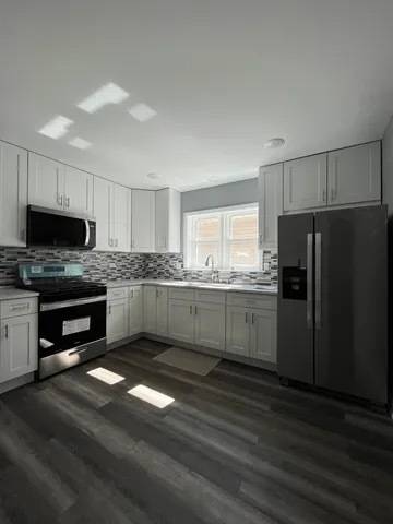 323 22nd AVE #1, Bellwood, IL 60104