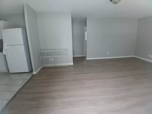 Champaign, IL 61821,2203 W Kirby AVE