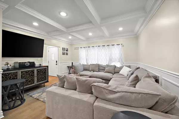 Berwyn, IL 60402,1435 Gunderson AVE