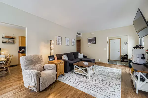 Aurora, IL 60503,1611 Fredericksburg LN #0