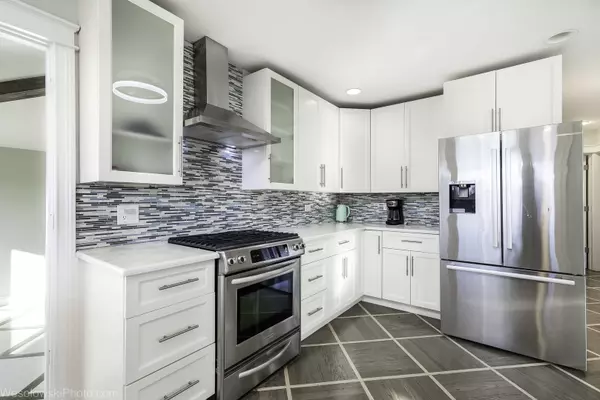 Franklin Park, IL 60131,2729 Park ST