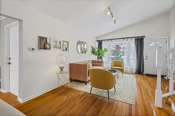 Lombard, IL 60148,42 W Taylor RD