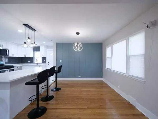 Skokie, IL 60076,8415 Trumbull AVE