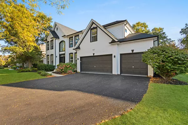 Oswego, IL 60543,517 Meadowwood LN