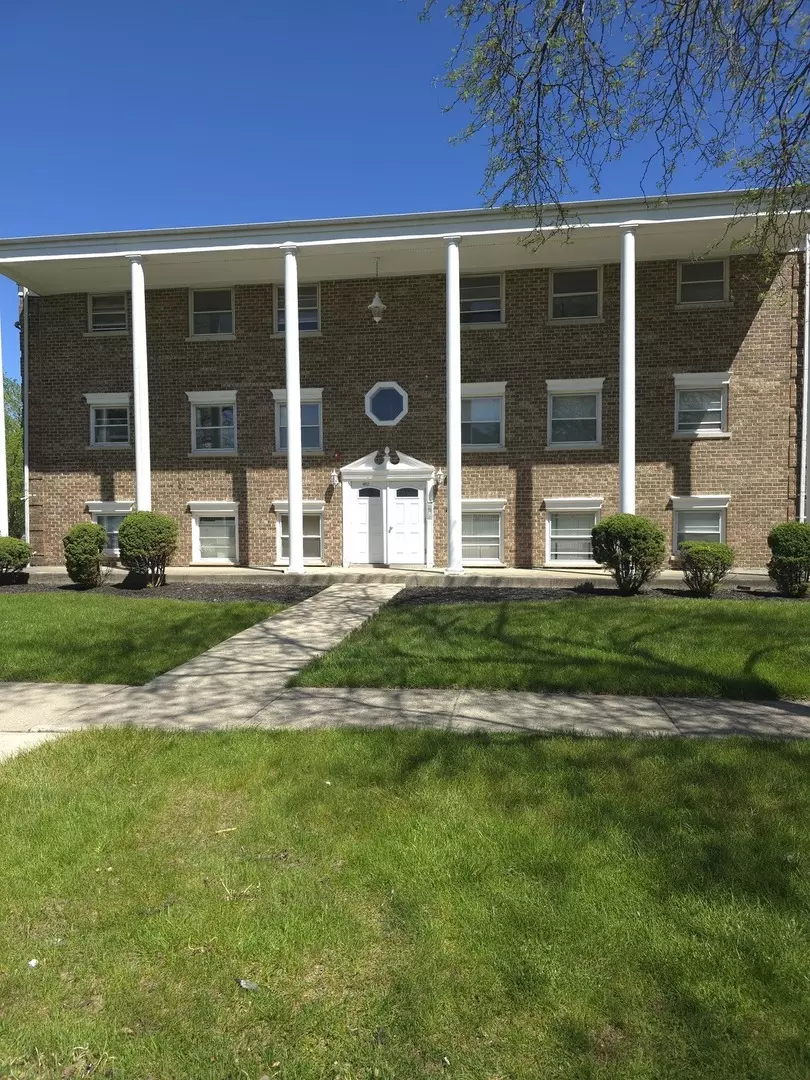 Matteson, IL 60443,4052 Charleston RD