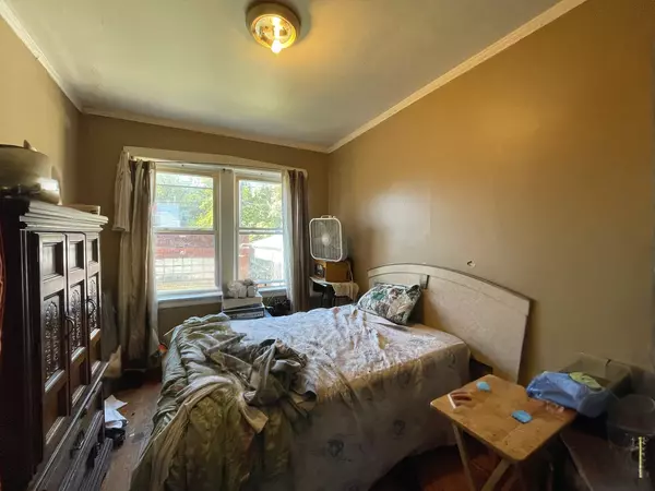 Chicago, IL 60619,7846 S Evans AVE