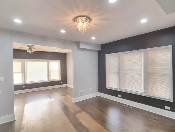 Maywood, IL 60153,Address not disclosed