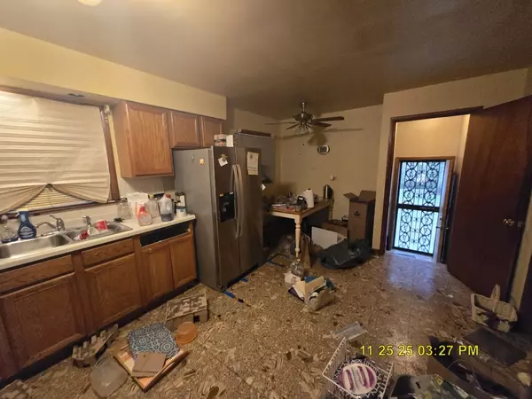 Harvey, IL 60426,2224 W 157th ST