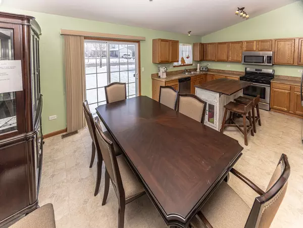 Joliet, IL 60431,1102 Nikki CT