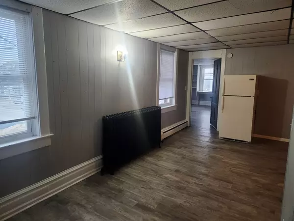 Hinckley, IL 60520,105 E Lincoln AVE #6