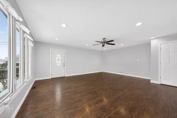 Burbank, IL 60459,7850 Mcvicker AVE