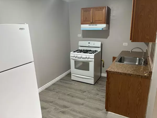 Cicero, IL 60804,1930 S Cicero AVE #303