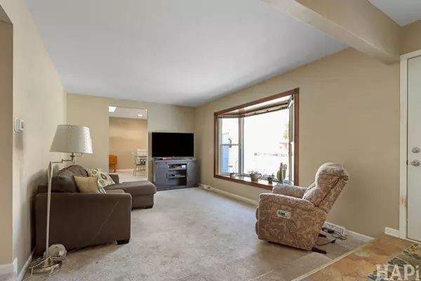 Lindenhurst, IL 60046,62 Ridge CT