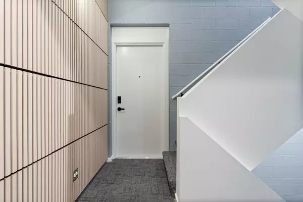 Chicago, IL 60659,5824 N Lincoln AVE #PH-3N