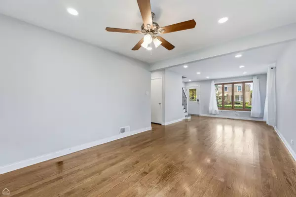 Westchester, IL 60154,805 Norfolk AVE