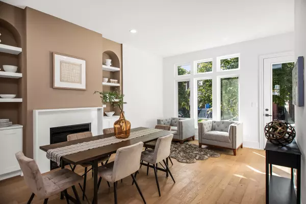 Chicago, IL 60647,3430 W Lyndale ST