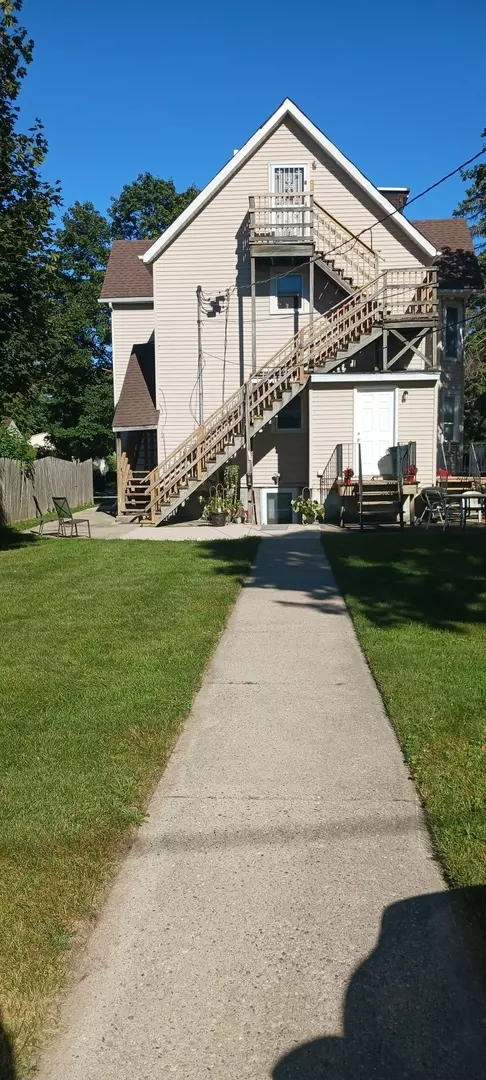 Zion, IL 60099,2114 Enoch AVE #1