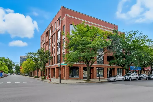 2354 N Washtenaw AVE #304, Chicago, IL 60647