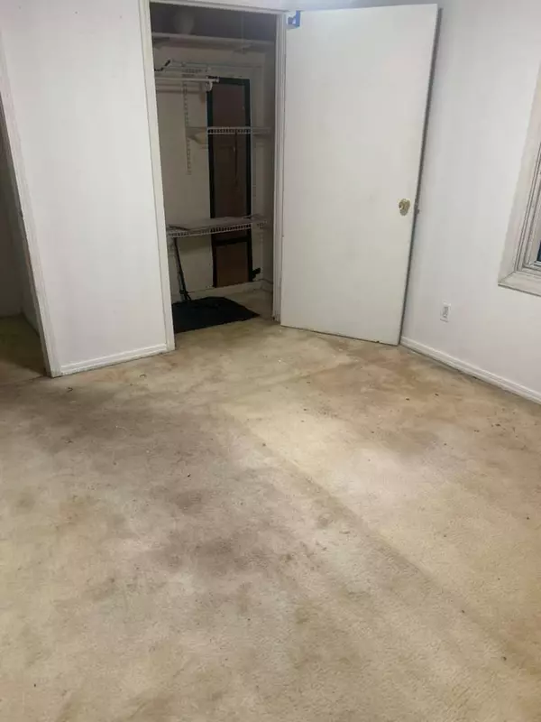 Lansing, IL 60438,18019 Lorenz AVE