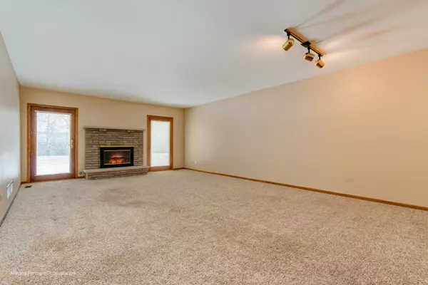 Orland Park, IL 60462,7709 W 158th CT