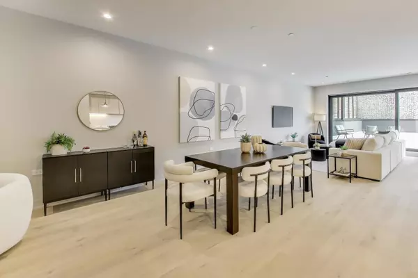 Chicago, IL 60642,613 N Ogden AVE #2E