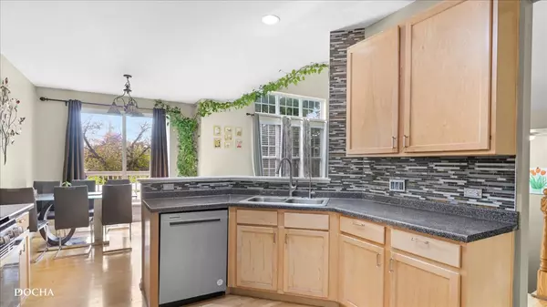 Aurora, IL 60502,480 Vaughn CIR