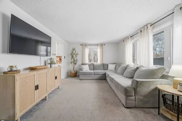 Chicago, IL 60655,10333 S Millard AVE