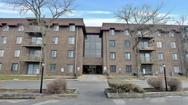 840 Elder RD #A405, Homewood, IL 60430