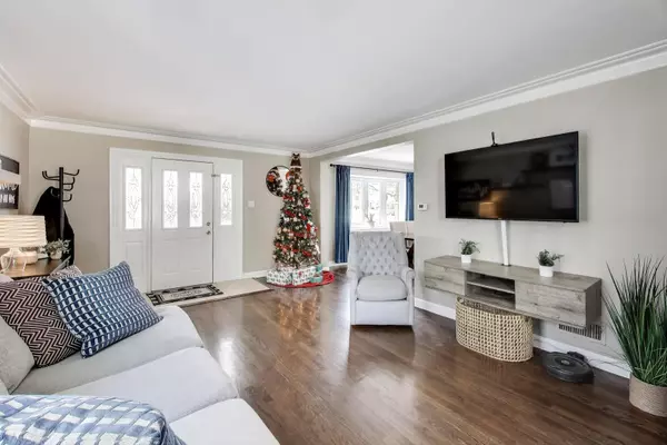 Elmwood Park, IL 60707,7712 W Dickens AVE