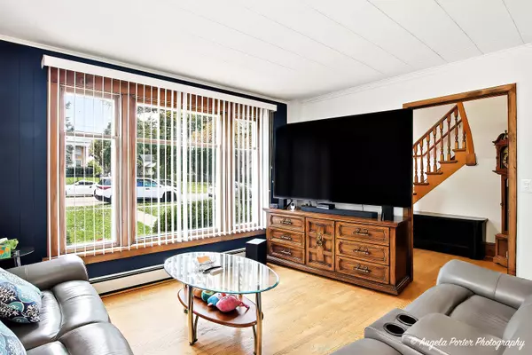 Mchenry, IL 60050,3804 Waukegan RD