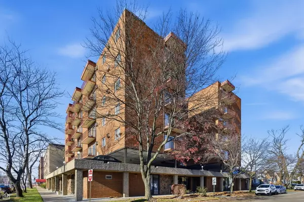 Elmwood Park, IL 60707,7830 W North AVE #703