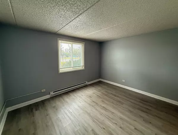 Countryside, IL 60525,6305 Joliet RD #11