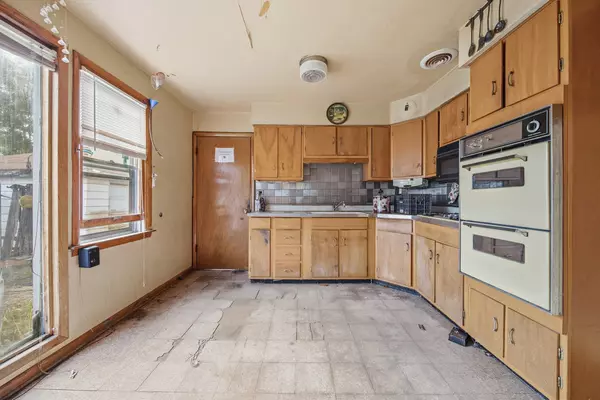 Crete, IL 60417,2131 W Exchange ST