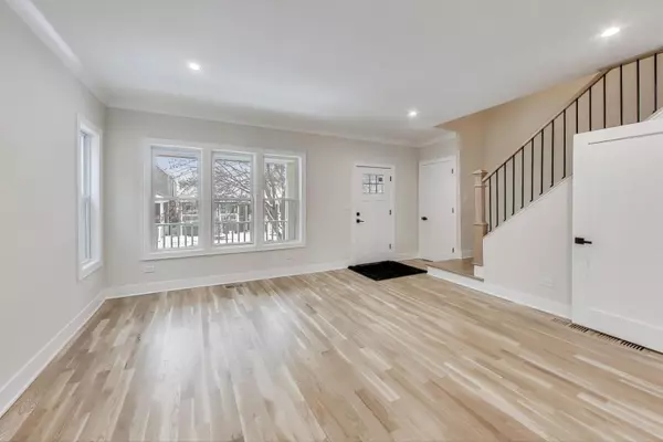 Chicago, IL 60647,2529 N Lawndale AVE