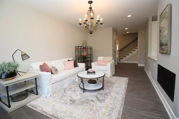 Countryside, IL 60525,10727 Clocktower DR