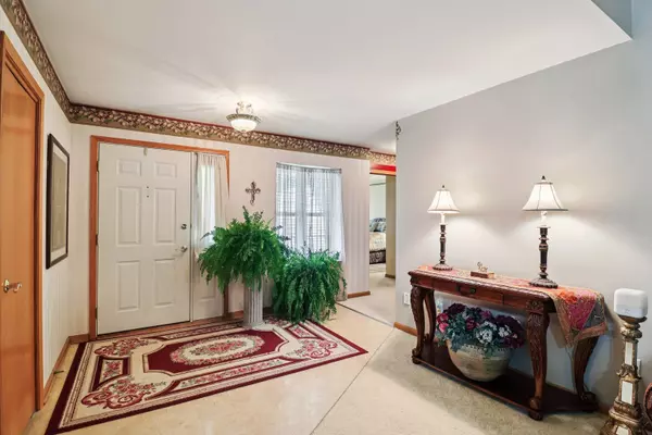 Aurora, IL 60505,1923 SCHOMER CT #1923