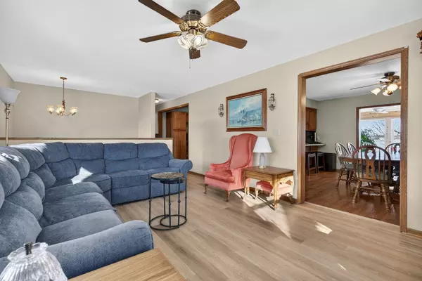 Morris, IL 60450,2420 N Dwight RD