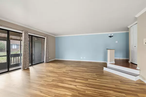 Palos Heights, IL 60463,42 Parliament DR W #129