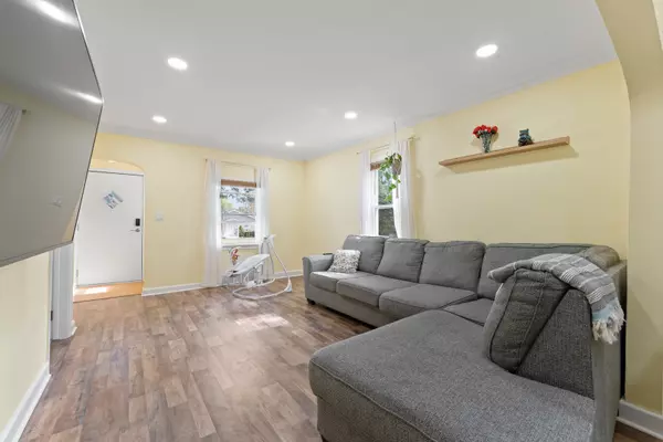 Zion, IL 60099,3224 Gilboa AVE