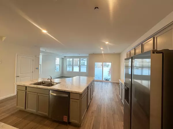 Naperville, IL 60564,5924 Hawkweed DR