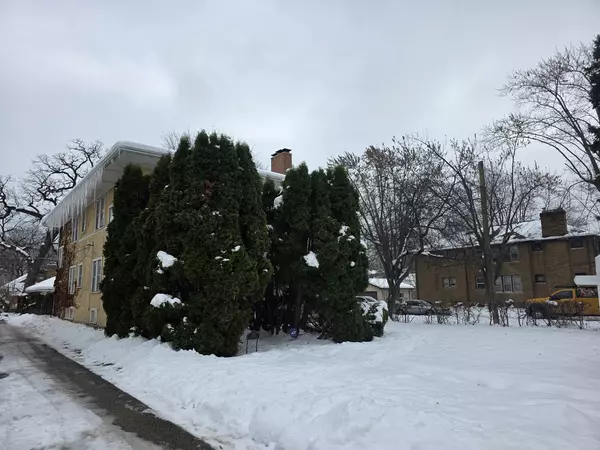 Waukegan, IL 60085,1525 North AVE