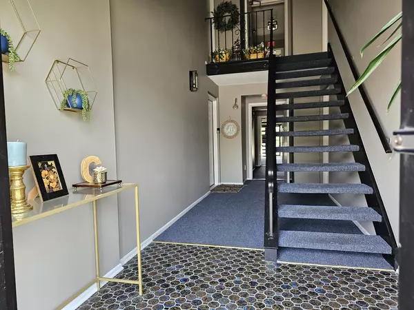 Orland Park, IL 60462,9870 Cordoba CT #2B